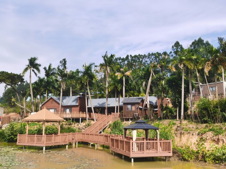 复合地板与百妥木塑木耐用度全面对比