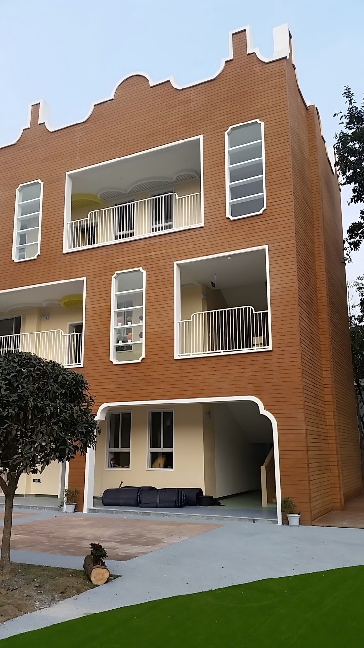 潮湿地区专用百妥木塑木墙板，告别墙面发霉变形难题