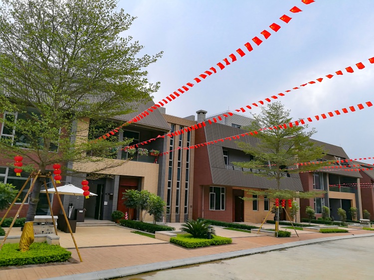 实力出圈，百妥木塑木墙板，定义建筑墙面品质新标杆