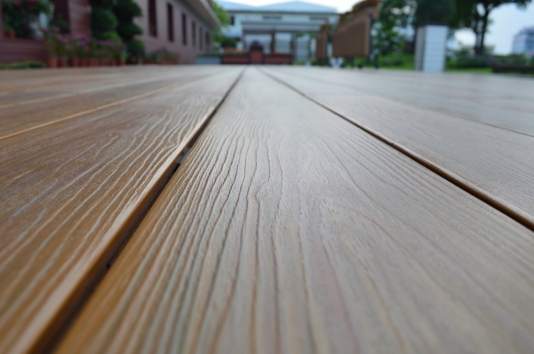 百妥木塑木地板：高性价比之选，省钱耐用还环保